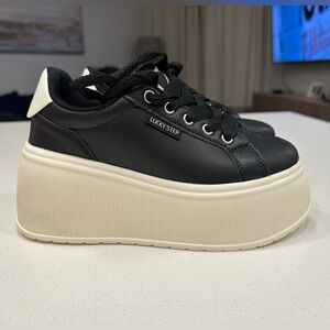 Lucky Step Black and Cream Platform Sneakers